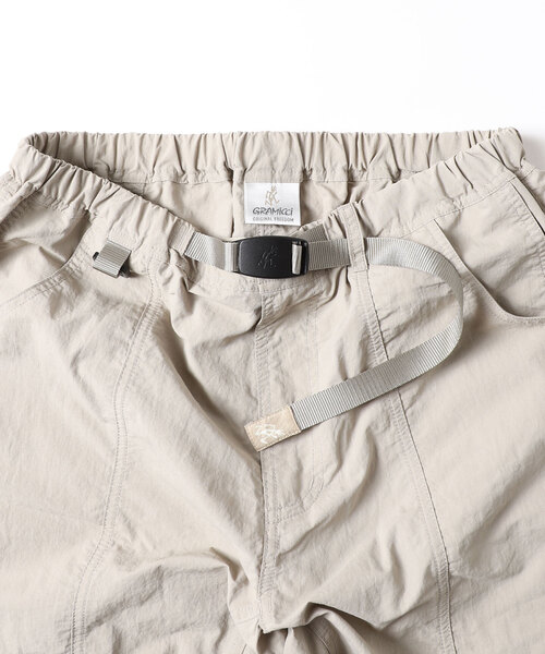 Gramicci(グラミチ)の「GRAMICCI / グラミチ 別注DURABLE NYLON ショーツ(カーゴパンツ・メンズ・ネイビー/イエロー/ブラウン/ベージュ系その他/ブラック/マルチ・X-LARGE/SMALL/LARGE/MEDIUM)」の14枚目の写真