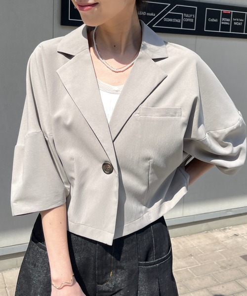 Meli rich（メリーリッチ）の「コクーン袖ショートジャケット（テーラードジャケット・レディース・アイボリー/グレイッシュベージュ・FREE）」の5枚目の写真