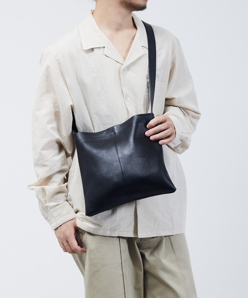 ITTI ショルダーバッグ ITTI（イッチ）の「ITTI イッチ / MARY SHOULDER / RAPTO FLEX