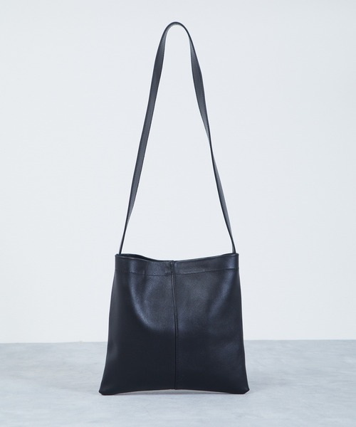 ITTI（イッチ）の「ITTI イッチ / MARY SHOULDER / RAPTO FLEX