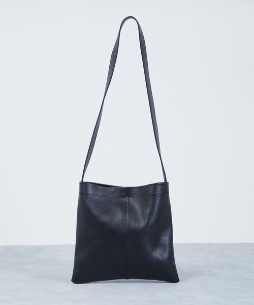 ITTIレザーショルダーバッグ ショルダーバッグ一覧｜ITTI（イッチ）公式通販｜メンズ