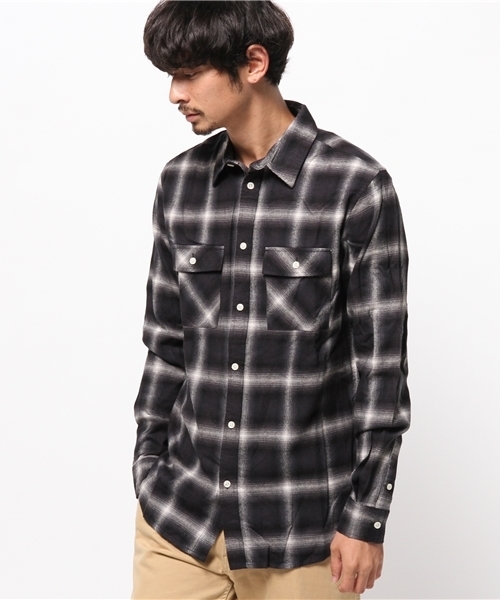 WEGO（ウィゴー）の「WEGO/オンブレチェックレギュラーシャツ（シャツ/ブラウス・メンズ・レッド系その他/ブラック系その他/ブルー系その他・MEDIUM/LARGE）」の17枚目の写真