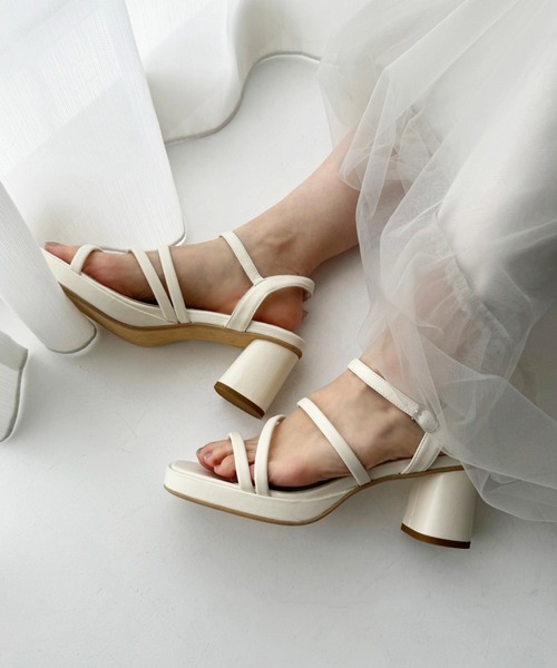 one after another NICE CLAUP（ワンアフターアナザーナイスクラップ）の「ストーム付きストラップサンダル（サンダル・レディース・ブラック/アイボリー・L/M/S）」の13枚目の写真