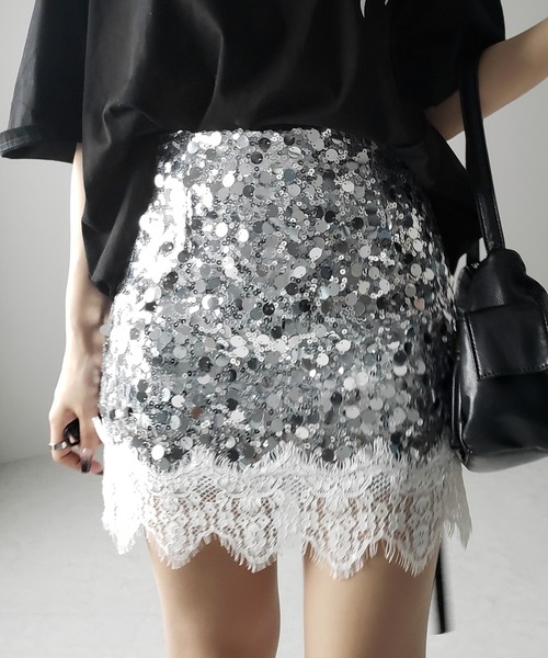 me+em select(ミームセレクト)の「※※【 インパン裏地付 】レースドッキングスパングルミニスカート / lace docking spangle mini skirt(スカート・レディース・シルバー/ブラック・MEDIUM/SMALL)」の6枚目の写真