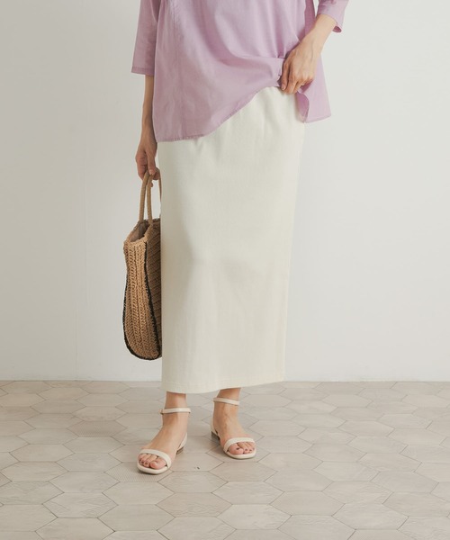 URBAN RESEARCH DOORS(アーバンリサーチドアーズ)の「『UR GREEN』リブカットストレートスカート(スカート・レディース・アイボリー/ブラック・MEDIUM)」の12枚目の写真