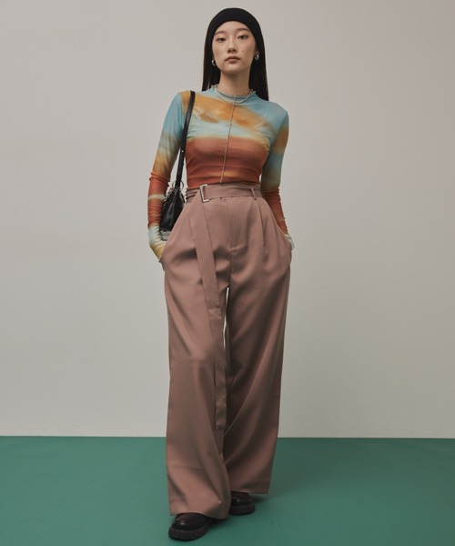 Solace（ソレイス）の「ニュアンス柄シアーロングスリーブトップス（Tシャツ/カットソー・レディース・ベージュ/オレンジ/ブラック/ネイビー/イエロー・FREE）」の12枚目の写真