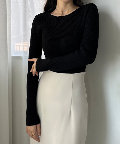 Louere（ルエレ）の「厚手ボートネック長袖リブニット（ニット/セーター・レディース・ブラック/アイボリー/グレイッシュベージュ・SMALL/MEDIUM/LARGE）」の15枚目の写真