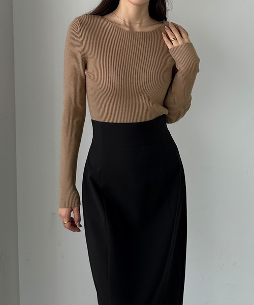 Louere（ルエレ）の「厚手ボートネック長袖リブニット（ニット/セーター・レディース・ブラック/アイボリー/グレイッシュベージュ・SMALL/MEDIUM/LARGE）」の20枚目の写真