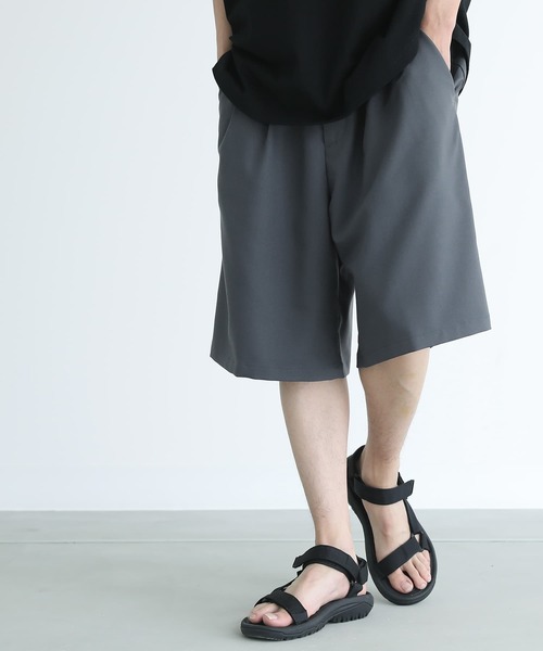 n'OrLABEL(ノアールレーベル)の「ベーシックワイドハーフパンツ(その他パンツ・メンズ・ブラック/グレイッシュブルー・M/L/XL)」の2枚目の写真