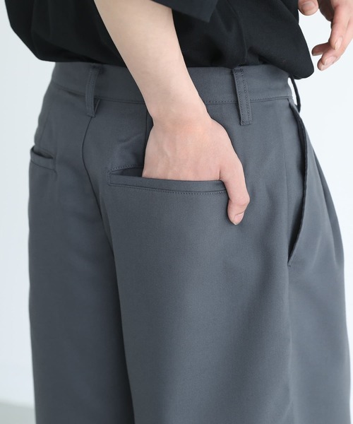 n'OrLABEL(ノアールレーベル)の「ベーシックワイドハーフパンツ(その他パンツ・メンズ・ブラック/グレイッシュブルー・M/L/XL)」の10枚目の写真
