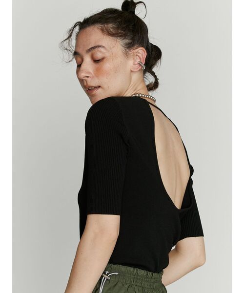 UN3D.（アンスリード）の「SWIRLY EARCUFFS M / スワイリーイヤーカフM（イヤーカフ・レディース・ゴールド/シルバー・FREE）」の11枚目の写真