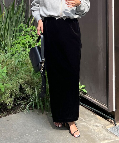 NOLLEY'S（ノーリーズ）の「ウォッシャブルベロアセミタイトスカート