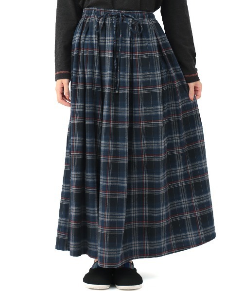 チチカカ（チチカカ）の「起毛コットンチェックスカート【大きいサイズ】（スカート・レディース・グリーン/イエロー/ネイビー・3L）」の16枚目の写真