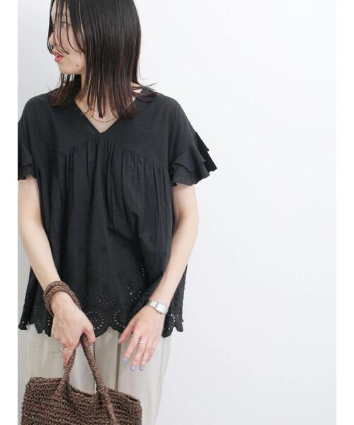 片裾スカラップレース＆梨地ファッションクロス紺2枚総長6ｍ巾125～140㎝ ワンピース プルオーバー スカート パンツ フォーマルワンピ 刺繍 裾スカラップ オーダーレース LRI021S ｜ カーテンとインテリアの