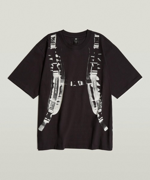 Tシャツ・カットソー BOXY T-SHIRT セール】BACKPACK GRAPHIC BOXY T-SHIRT/オーバーサイズバック