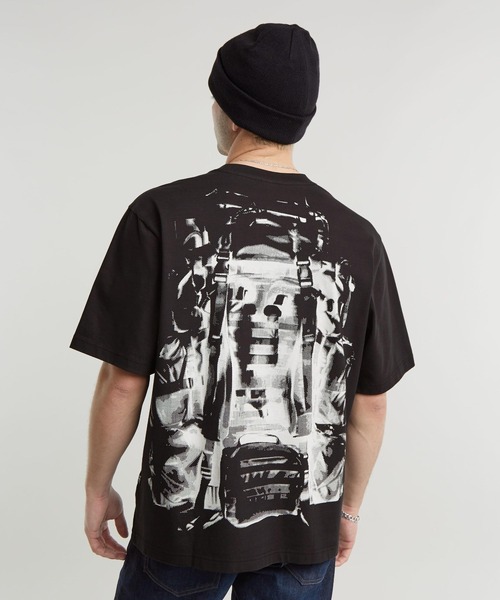 セール】BACKPACK GRAPHIC BOXY T-SHIRT/オーバーサイズバック
