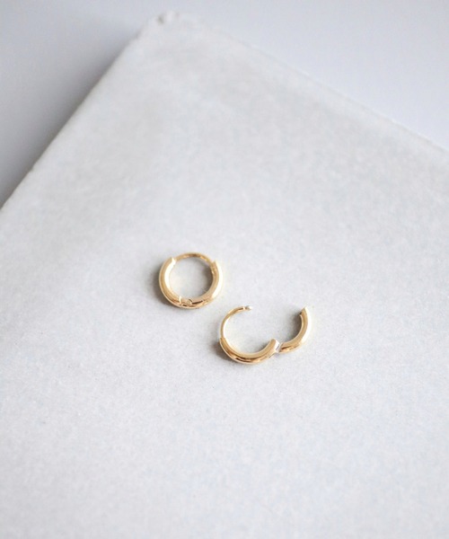 CERCA（チェルカ）の「KAM.accessory/金属アレルギー対応/シンプルミニフープピアス（ピアス（両耳用）・レディース・ゴールド/シルバー・#19/#15/#13/#9）」の6枚目の写真