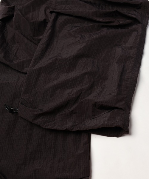 JIEDA（ジエダ）の「NYLON PARACHUTE PANTS（その他パンツ・メンズ・グレー/ブラック・1/2）」の7枚目の写真