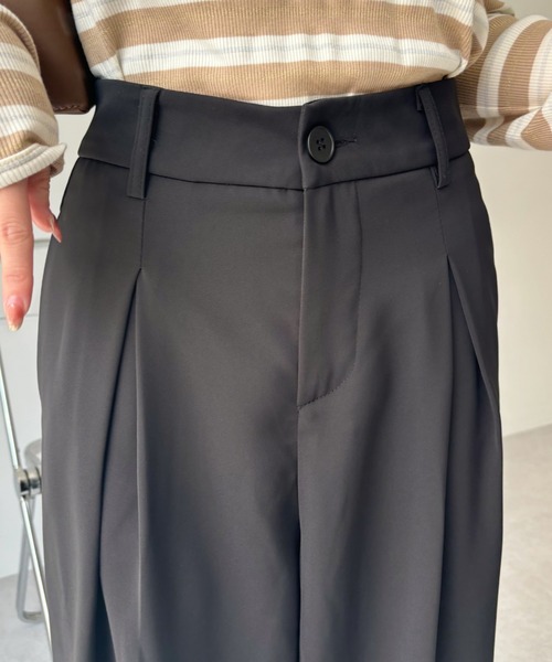 Ada.（エイダ）の「【美脚シルエット】 センタータックワイド スラックスパンツ（スラックス・レディース・グレー/ブラック/アイボリー・FREE）」の16枚目の写真