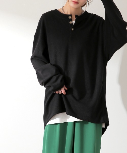 HUG.U(ハグユー)の「ゆったりカットソー(Tシャツ/カットソー・レディース・ブルー/チョコ/アイボリー/カーキ/ブラック・FREE)」の14枚目の写真