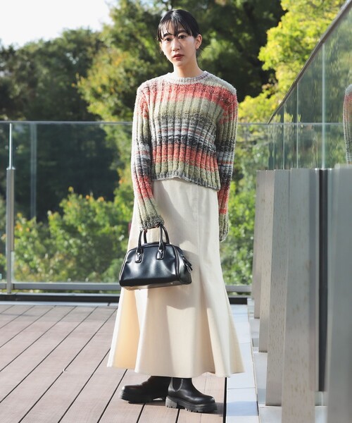 Ray BEAMS(レイビームス)の「コーデュロイ マーメイド スカート(スカート・レディース・オフホワイト/ブラウン系その他5/グリーン系その他2・0/1)」の4枚目の写真