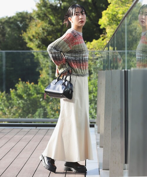 Ray BEAMS(レイビームス)の「コーデュロイ マーメイド スカート(スカート・レディース・オフホワイト/ブラウン系その他5/グリーン系その他2・0/1)」の6枚目の写真