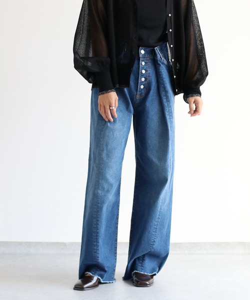 cepo（セポ）の「タックワイドデニムパンツ 〈ウエストホックで、簡単に華奢見え◎ 〉（デニムパンツ・レディース・ブルー系2/ブルー系1・L/M/S）」の4枚目の写真