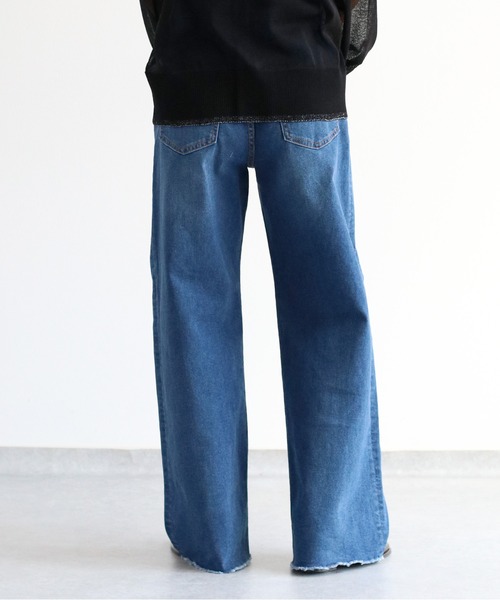 cepo（セポ）の「タックワイドデニムパンツ 〈ウエストホックで、簡単に華奢見え◎ 〉（デニムパンツ・レディース・ブルー系2/ブルー系1・L/M/S）」の6枚目の写真