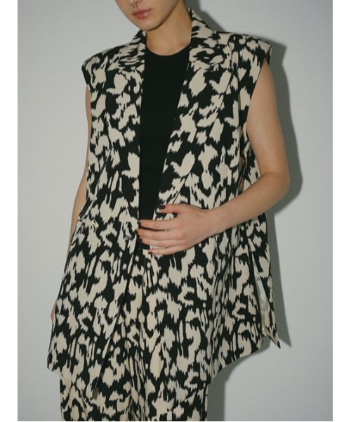 AMAIL（アマイル）の「Camouflage long vest（ベスト・レディース・ブラック/ベージュ・FREE）」の13枚目の写真