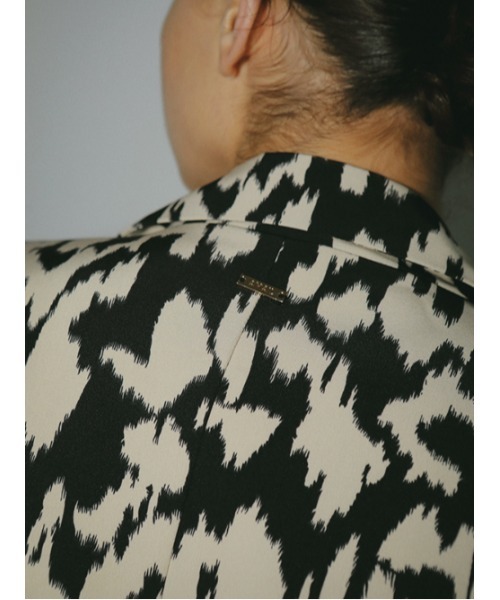 AMAIL（アマイル）の「Camouflage long vest（ベスト・レディース・ブラック/ベージュ・FREE）」の15枚目の写真