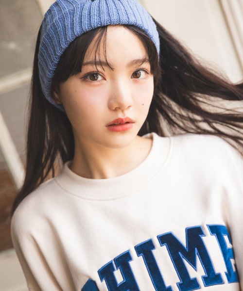 repipi armario(レピピ アルマリオ)の「ベロアワッペンスウェット(スウェット・キッズ・サックスブルー/アイボリー/イエロー/スミクロ/ブラウン/グレー/マスタード/ブルー/グレー系2/カーキ・LARGE/MEDIUM/SMALL)」の16枚目の写真