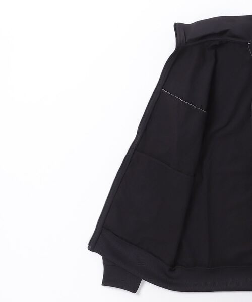 PUMA(プーマ)の「プーマ PUMA ポリ パイピング スーツ(ジャージ・メンズ・ブラック/グレー・S/M/L/LL/3L)」の4枚目の写真