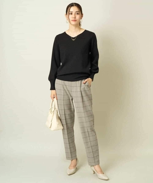 a.v.v（アーヴェヴェ）の「【洗える】Ｖネックパフスリーブニット/アンサンブル対応（ニット/セーター・レディース・ライトグレー/アイボリー/ブラック/ブルー/グレー/オレンジ/ミント/レッド/ネイビー・36/34/40/38/42）」の20枚目の写真