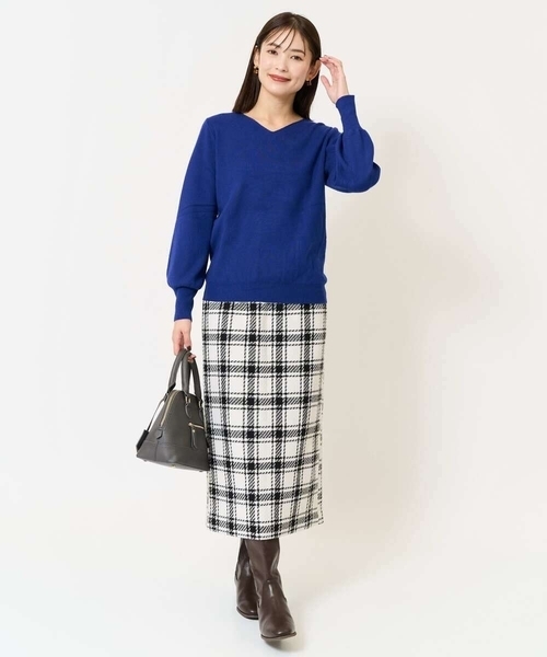 a.v.v（アーヴェヴェ）の「【洗える】Ｖネックパフスリーブニット/アンサンブル対応（ニット/セーター・レディース・ライトグレー/アイボリー/ブラック/ブルー/グレー/オレンジ/ミント/レッド/ネイビー・36/34/40/38/42）」の15枚目の写真