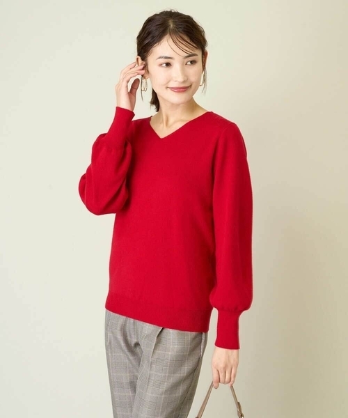 a.v.v（アーヴェヴェ）の「【洗える】Ｖネックパフスリーブニット/アンサンブル対応（ニット/セーター・レディース・ライトグレー/アイボリー/ブラック/ブルー/グレー/オレンジ/ミント/レッド/ネイビー・36/34/40/38/42）」の11枚目の写真