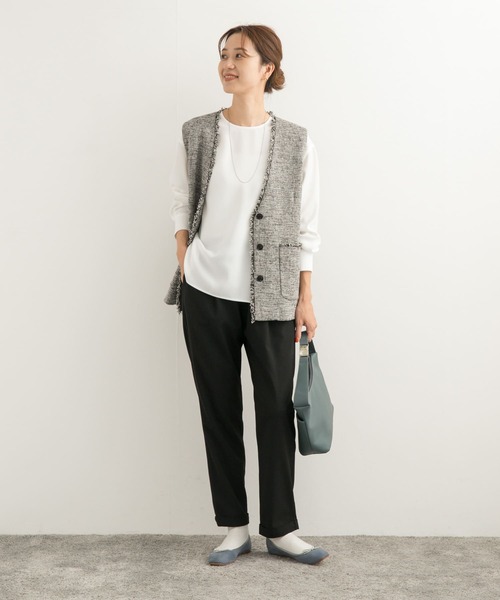 URBAN RESEARCH DOORS（アーバンリサーチドアーズ）の「ジョーゼットクルーネックブラウス（Tシャツ/カットソー・レディース・ベージュ系その他/ブラック/オフホワイト・MEDIUM）」の9枚目の写真