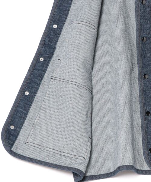AOZORA（アオゾラ）の「AOZORA/アオゾラ　刺し子デニムベスト（ベスト・メンズ・オリーブ/インディゴブルー・MEDIUM/LARGE）」の4枚目の写真