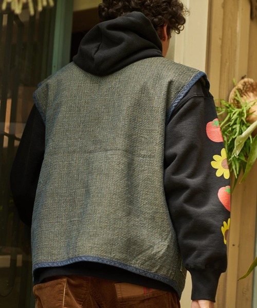 AOZORA（アオゾラ）の「AOZORA/アオゾラ　刺し子デニムベスト（ベスト・メンズ・オリーブ/インディゴブルー・MEDIUM/LARGE）」の8枚目の写真