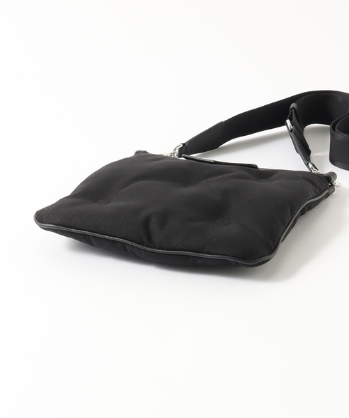 Maison Margiela（メゾンマルジェラ）の「Maison Margiela(メゾン マルジェラ) Glam Slam Sport Flat P　SB2WG0008/P1511（クラッチバッグ・メンズ・ブラック・FREE）」の8枚目の写真