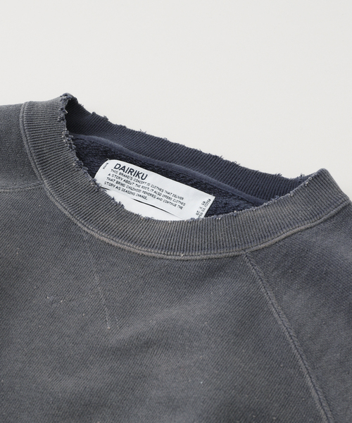 DAIRIKU（ダイリク）の「【DAIRIKU / ダイリク】Waterproof Sunburn Sweater（スウェット・メンズ・カーキ/ネイビー・MEDIUM）」の5枚目の写真