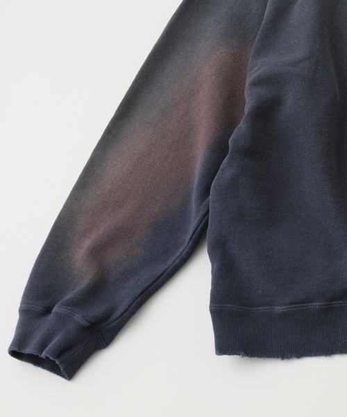 DAIRIKU（ダイリク）の「【DAIRIKU / ダイリク】Waterproof Sunburn Sweater（スウェット・メンズ・カーキ/ネイビー・MEDIUM）」の6枚目の写真