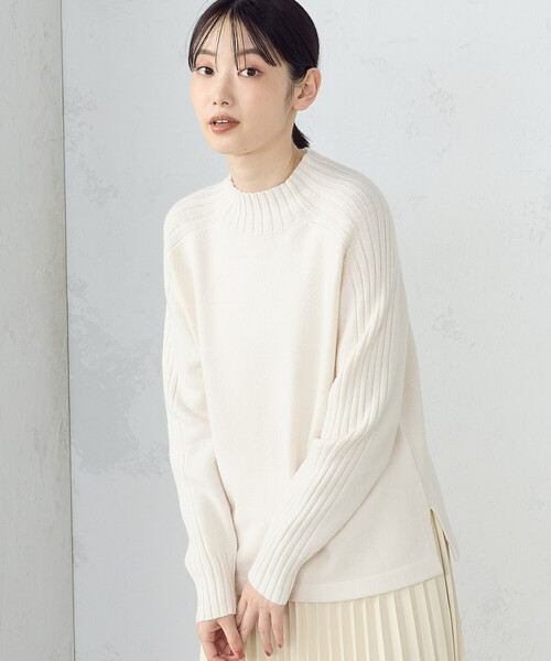 COMME CA ISM（コムサイズム）の「【ウォッシャブル】日本の色　ハイネックニット（ニット/セーター・レディース・オフホワイト/グレー/ブラック/イエロー×グリーン/サックスブルー・MEDIUM/LARGE）」の8枚目の写真