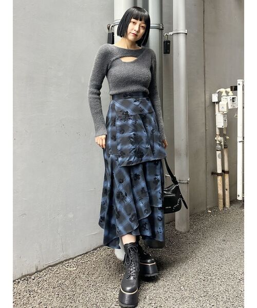 MURUA(ムルーア)の「シャギーアシメクロスニット(ニット/セーター・レディース・アイボリー/グレー/レッド/ブルー・FREE)」の21枚目の写真