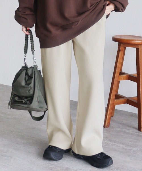 reca（レカ）の「コーデュロイ裏フリースイージーパンツ（その他パンツ・レディース・アイボリー/ブラック/モカ/ブラウン・M/L）」の17枚目の写真