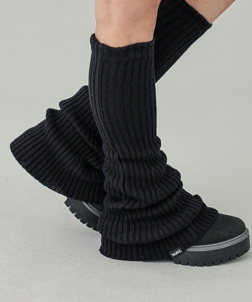 X-girl（エックスガール）の「2WAY LOOSE SOCKS（レッグウォーマー・レディース・ブラック/グレー・ONE SIZE）」の3枚目の写真