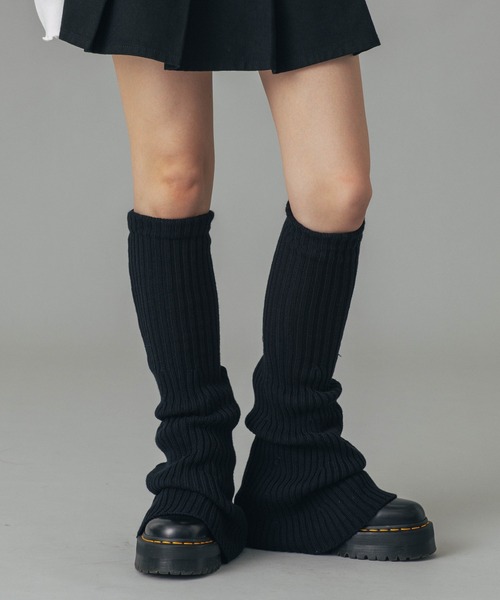 X-girl（エックスガール）の「2WAY LOOSE SOCKS（レッグウォーマー・レディース・ブラック/グレー・ONE SIZE）」の4枚目の写真