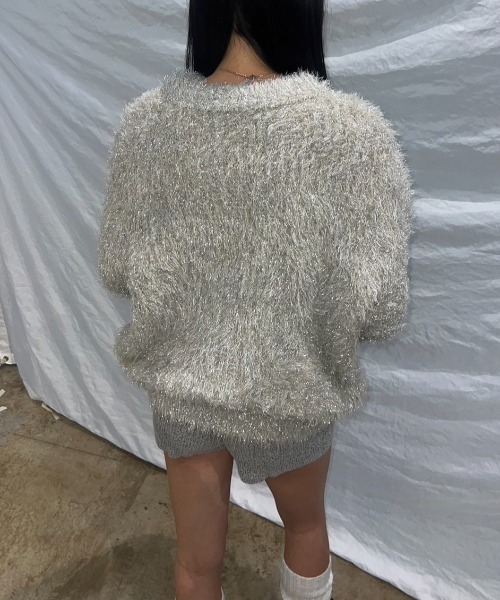 BLONDEY（ブロンディ）の「グリッターフェザーオーバーニット（ニット/セーター・レディース・ベージュ/ホワイト/チャコールグレー・FREE）」の20枚目の写真