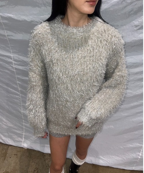 BLONDEY（ブロンディ）の「グリッターフェザーオーバーニット（ニット/セーター・レディース・ベージュ/ホワイト/チャコールグレー・FREE）」の17枚目の写真