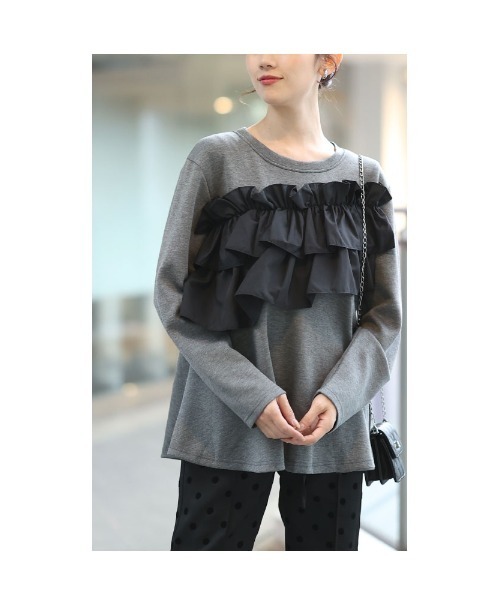 Sawa a la mode(サワアラモード)の「フリルドッキングペプラムトップス(Tシャツ/カットソー・レディース・ブラック/グレー・FREE)」の12枚目の写真