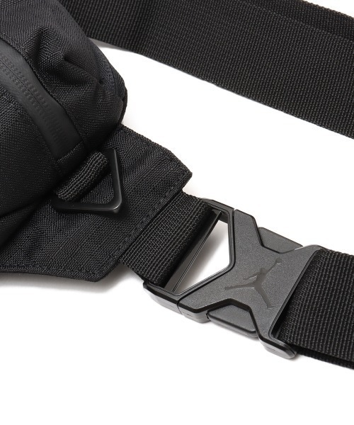 JORDAN BRAND（ジョーダンブランド）の「JORDAN CORDURA FRANCHISE CROSS BODY / ジョーダン コーデュラ フランチャイズ クロスボディ 【SP】（ショルダーバッグ・メンズ・ブラック・FREE）」の5枚目の写真